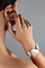 Load image into Gallery viewer, Abstract Beaded Stretch Bracelet
