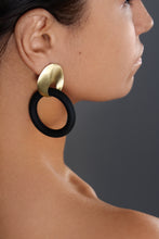 Load image into Gallery viewer, Disk Multi Tone Hoop Earring
